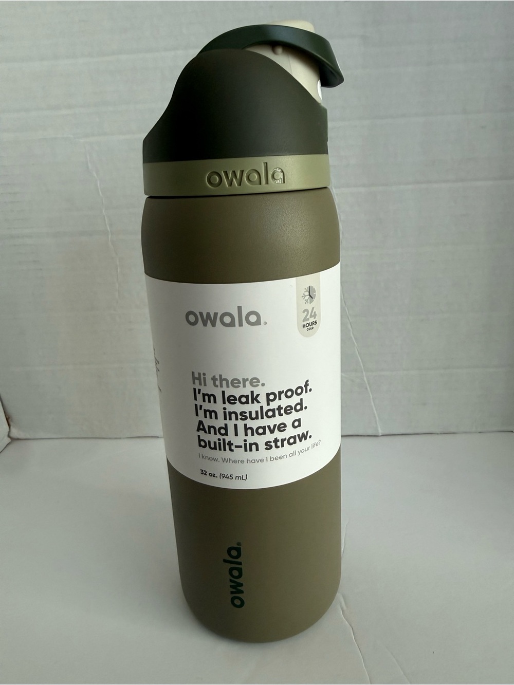 Owala FreeSip Insulated Stainless Steel Water Bottle with Straw, BPA-Free, 32oz